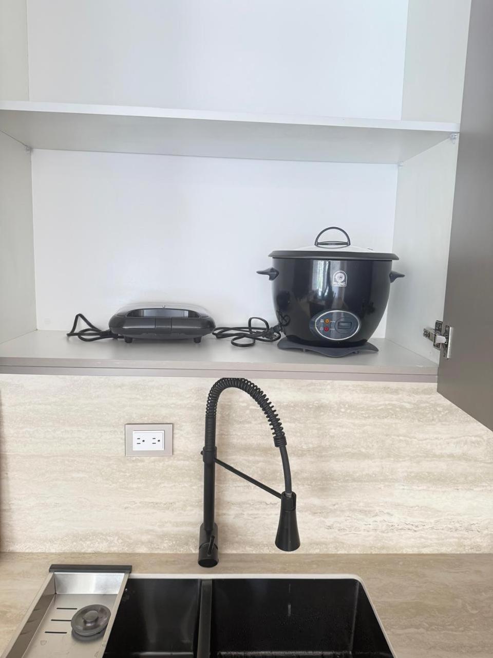 Suite Moderna A Estrenar En El Corazon De Cuenca Exterior foto
